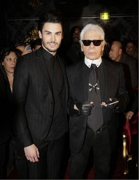 Baptiste Giabiconi : sa réponse aux attaques homophobes