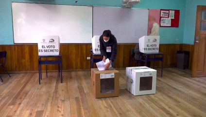 Lasso reconoce derrota en referendo para aprobar la extradición en Ecuador