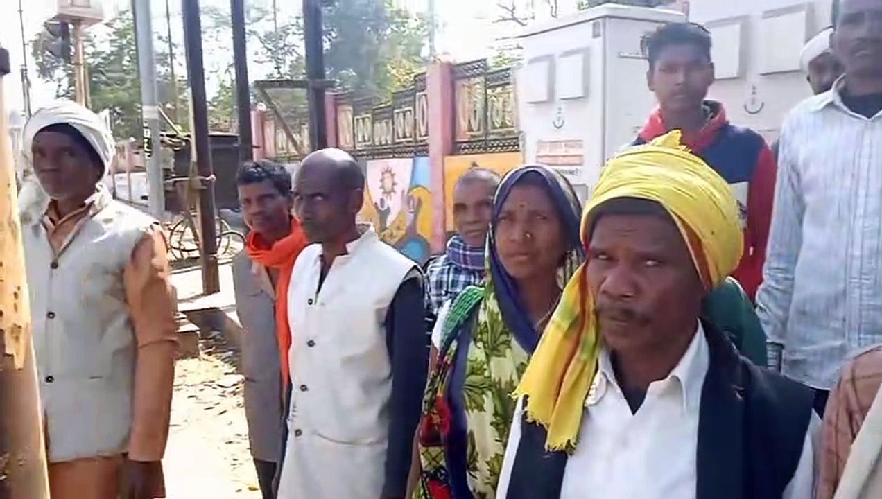 250 families are not getting ration for the last four months, forced to buy from the market at expensive prices