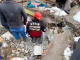 Aydın Büyükşehir'in arama kurtarma ekipleri deprem bölgesinde çalışmalara başladı