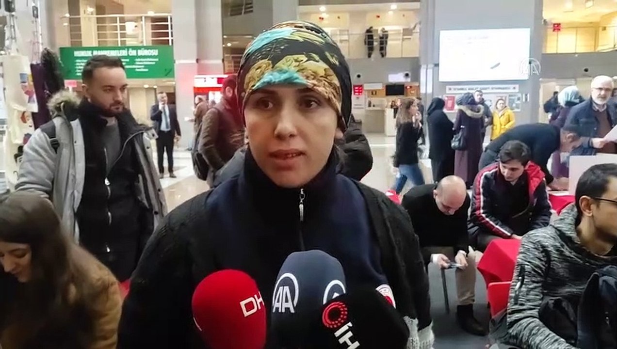 İstanbul Adliyesi'nde deprem bölgesi için kan bağışı kuyruğu