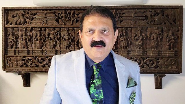 Jhoom barabar jhoom sharabi - Qawaali, Janab Aziz Nazan on Mouthorgan Live Performance by Mukund Kamdar