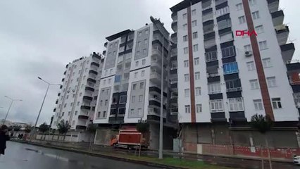 9 KATLI APARTMAN ÇIKAN SESLER ÜZERİNE BOŞALTILDI