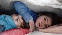 İdlib'te saatler sonra 2 küçük çocuk enkazdan sağ çıkarıldı
