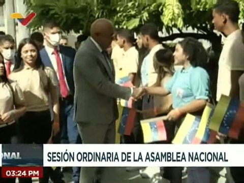 Pdte. de la AN recibe en el Palacio Federal Legislativo a jóvenes estudiantes de la patria