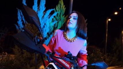 Cansu - Hadi Beni Sor - Come on ask me - Turkish Music