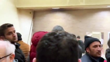 Depremi fırsat bilerek ekmeği 14 liradan satan fırına tepki