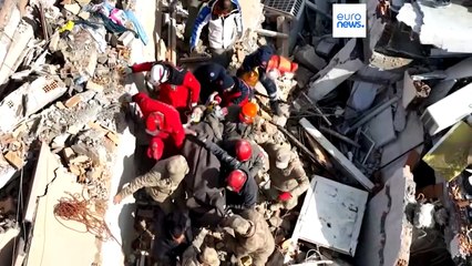 El tiempo corre en contra de los supervivientes | Ya hay más de 7 200 muertos