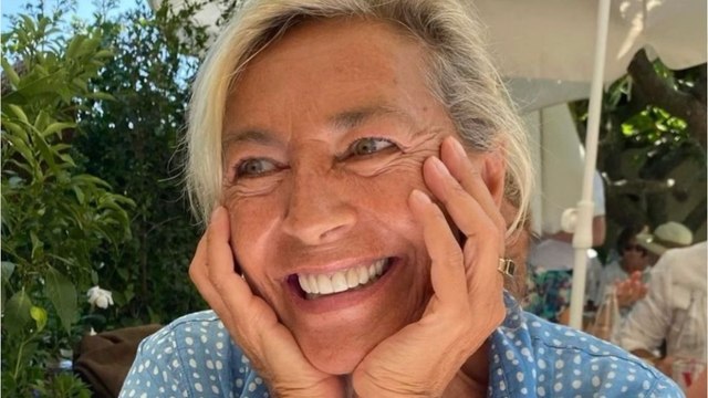 Voici - Antoine de Caunes en deuil : Gaëlle Royer, son ex-femme et mère d'Emma de Caunes est décédée