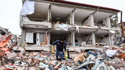 Ya van mas de 6.000 muertos tras el terremoto de Turquía y Siria