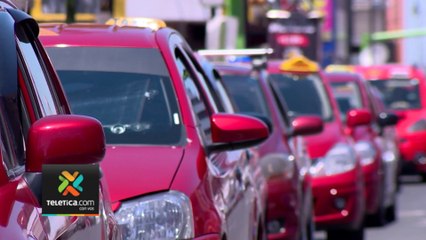 tn7-¡Aliste-su-bolsillo!-Tarifa-de-taxis-rojos-subirá-en-los-próximos-días-070223