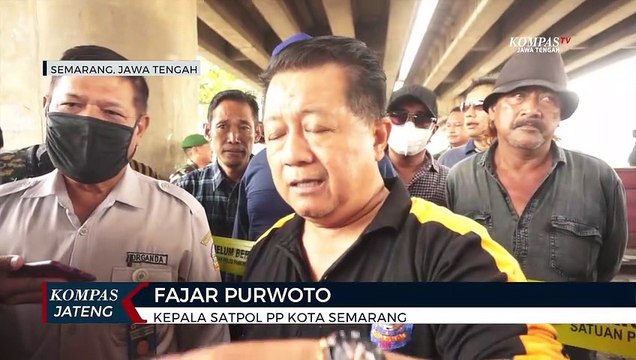 Bangunan Liar di Sekitar Pelabuhan Tanjung Emas Dibongkar Paksa