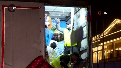 Azerbaycan'dan Türkiye'deki depremzedelere insani yardım konvoyu
