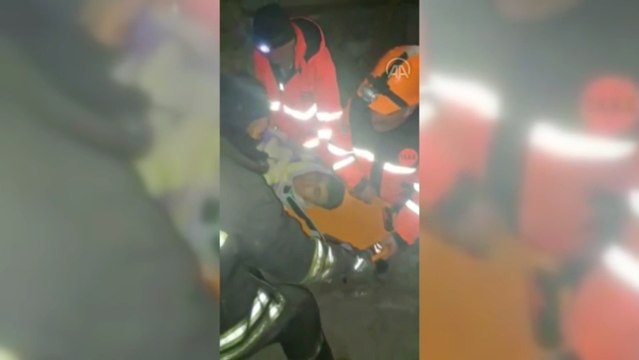 Enkaz altından 41 saat sonra kurtarılan kişi Hoş geldin sözüyle karşılandı