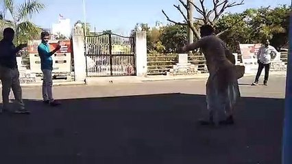 ... नहीं तो कर लूंगा कलेक्टोरेट परिसर में आत्महत्या