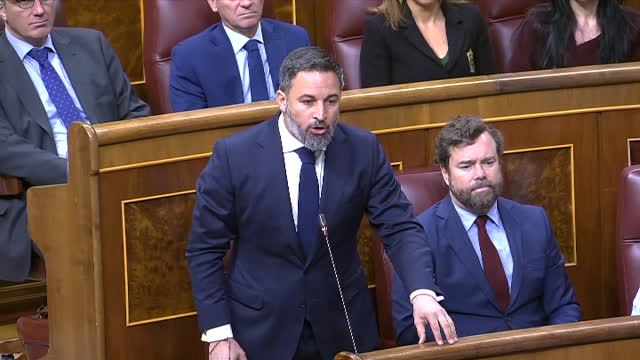 Sánchez a Vox: ¿El señor Tamames de 2023 sería capaz de encarcelar al de 1973 como hizo Franco con él?