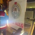 Muğla Valiliği, CHP’li Bodrum Belediyesi'nin yardım tırlarına kendi pankartını astı