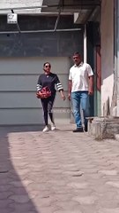 Gauri Khan हुई क्लिनिक के बाहर स्पॉट #shorts