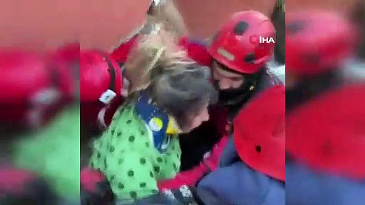 52 Saat Sonra Kurtarıldı, Sevinç Gözyaşları Döktü Hepinizi Çok Seviyorum