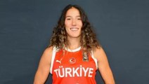Milli basketbolcu Nilay Aydoğan, babaannesini ziyaret için gittiği Malatya'da enkaz altında kaldı