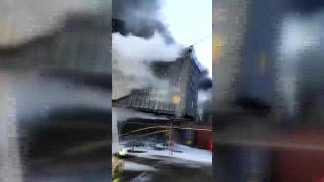 7,7 Büyüklüğündeki Deprem 10 İli Vurdu… Denizcilik Genel Müdürlüğü: İskenderun Limanı'ndaki Yangın Kontrol Altına Alındı