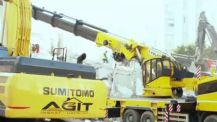 الجزيرة ترصد عمليات الإنقاذ المتواصلة في مدينة أضنة التركية