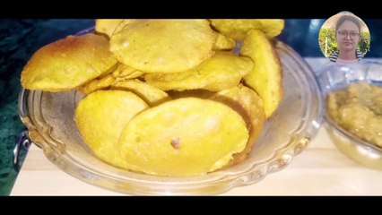 बच्चों के लंच बॉक्स में बना कर दे कुछ इस तरह से बने कच्चे आलू की पूरी / Aloo Puri Recipe/Potato puri