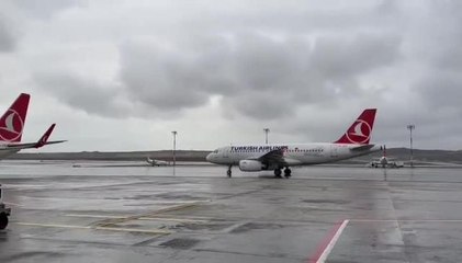 Vali Yerlikaya: "İstanbul'dan Deprem Bölgesine 122 Uçakla 20 Bin 515 Personel, 964 Yardım Tır'ı Gönderildi"