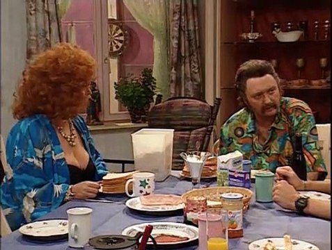 FAMILIE BACKELJAU SEIZOEN 1 AFLEVERING 1 DE EERSTE AFLEVERING.