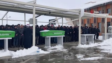 Depremde hayatını kaybeden üniversite öğrencisine memleketinde acı veda