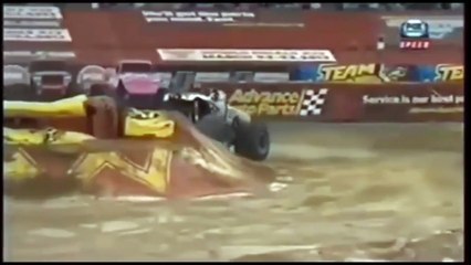 Monster jam Jacksonville 2013 freestyle clips