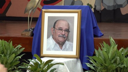 Rinden homenaje al padre Miguel D’Escoto, canciller de la dignidad