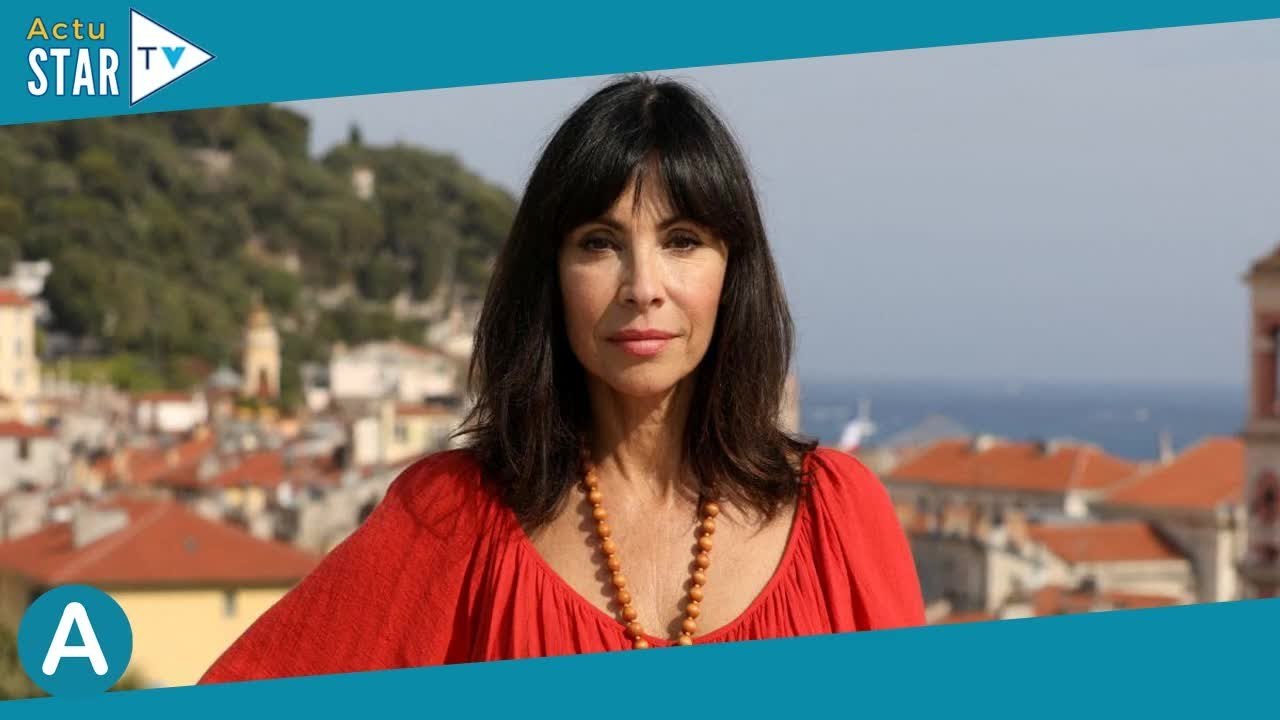 Mathilda May "à la limite de défaillir" : ce célèbre acteur qui l'a mise à mal lors d'une pause fata