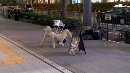 Mind-Blowing Magic Trick: Watch It Walk Backwards! ✨