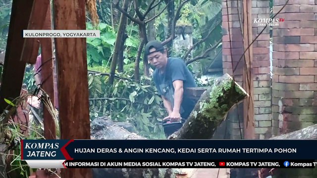 Hujan Deras dan Angin Kencang, Kedai serta Rumah Tertimpa Pohon