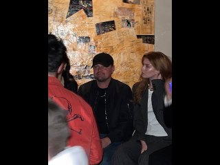 Leonardo DiCaprio not dating 19-year-old model despite photo sending