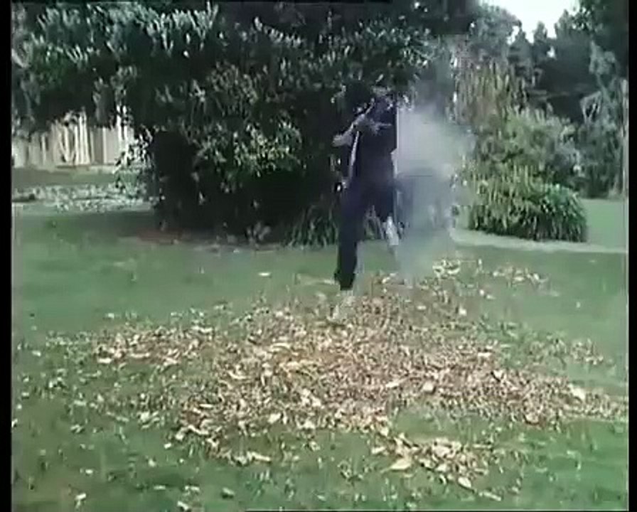 Bad Taste | movie | 1987 | Official Trailer