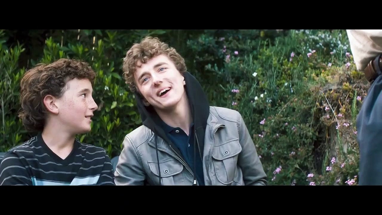 Under the Bed - Es lauert im Dunkeln | movie | 2013 | Official Trailer