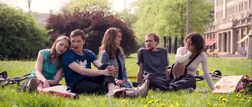 3 Zimmer/Küche/Bad | movie | 2012 | Official Trailer