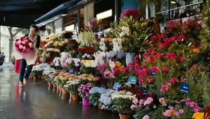 Und nebenbei das große Glück | movie | 2012 | Official Trailer