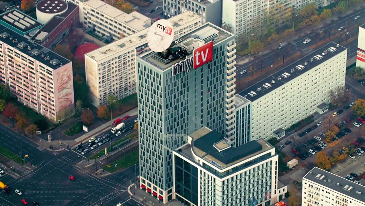 Er ist wieder da | movie | 2015 | Official Teaser