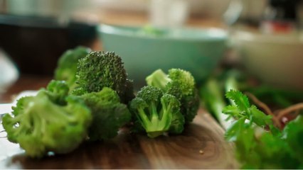 Shopper horrified after finding this crawling inside her broccoli