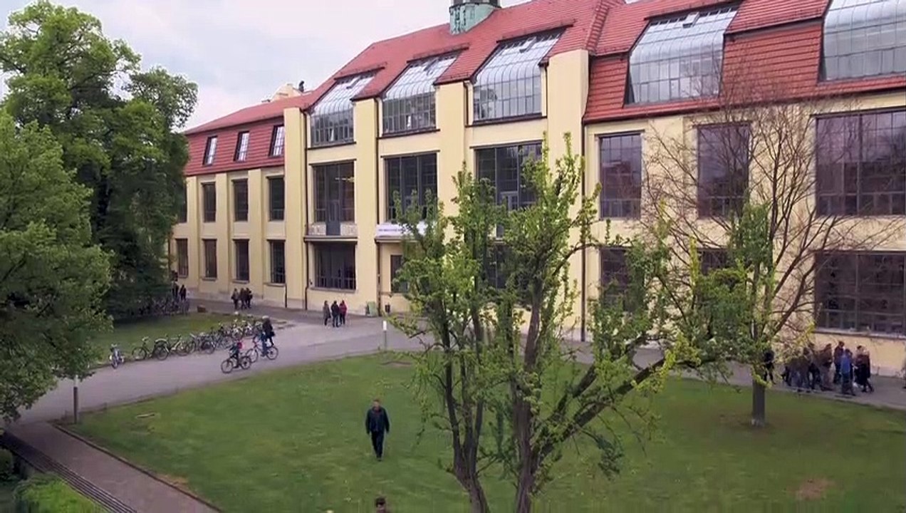 Vom Bauen der Zukunft - 100 Jahre Bauhaus | movie | 2018 | Official Trailer