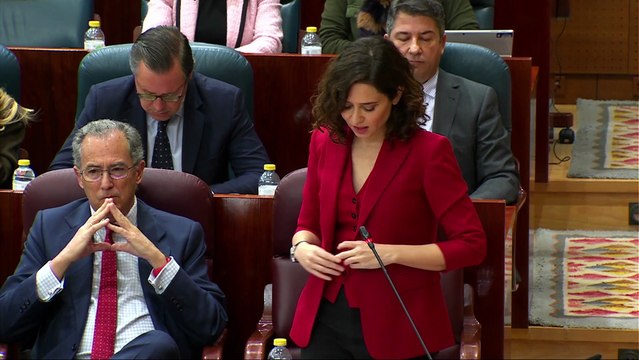 Ayuso anuncia chequeos médicos en colegios, gafas gratis para niños y dentista gratis para mayores de 80 años 