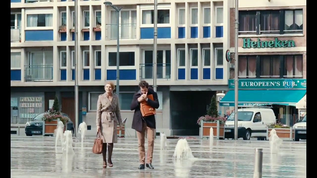 Die schönen Tage | movie | 2013 | Official Trailer