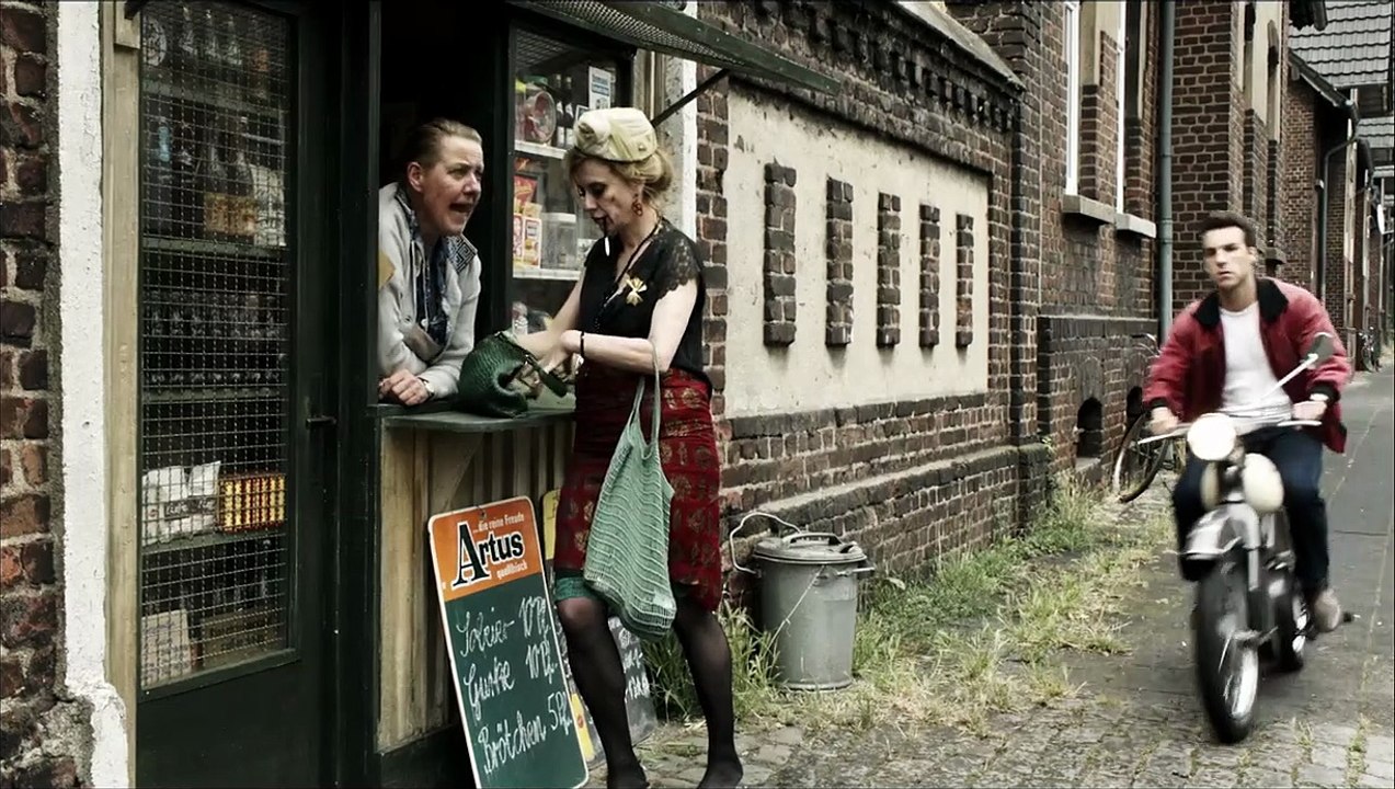 Junges Licht | movie | 2016 | Official Trailer