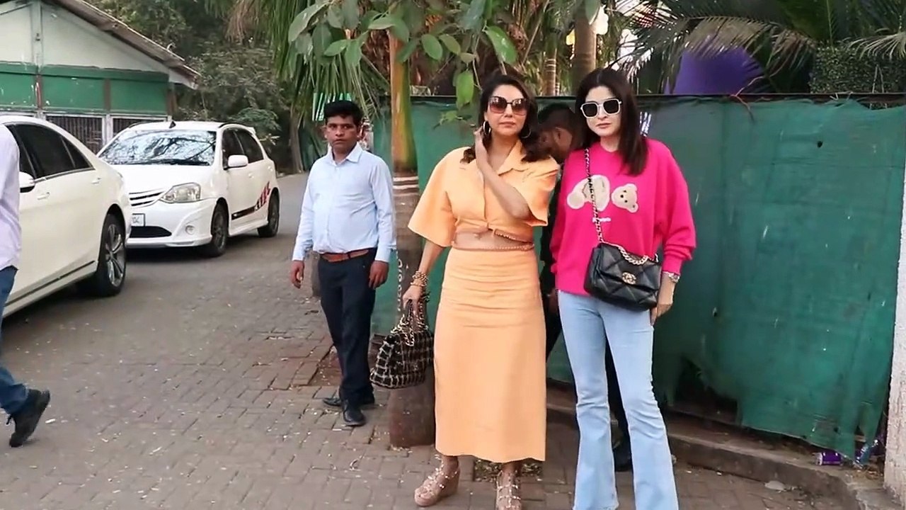Daddy KJO Hosted Birthday Bash For His Twins - Roohi  Yash
