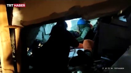 Adıyaman'da askerler 7 yaşındaki çocuğu kurtardı