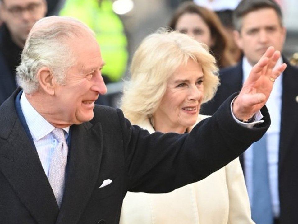 Peinlicher Fauxpas: König Charles III. sorgt bei Besuch für Gelächter