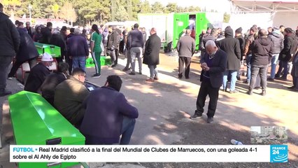 Se agota el tiempo para encontrar vida bajo los escombros en Turquía y Siria